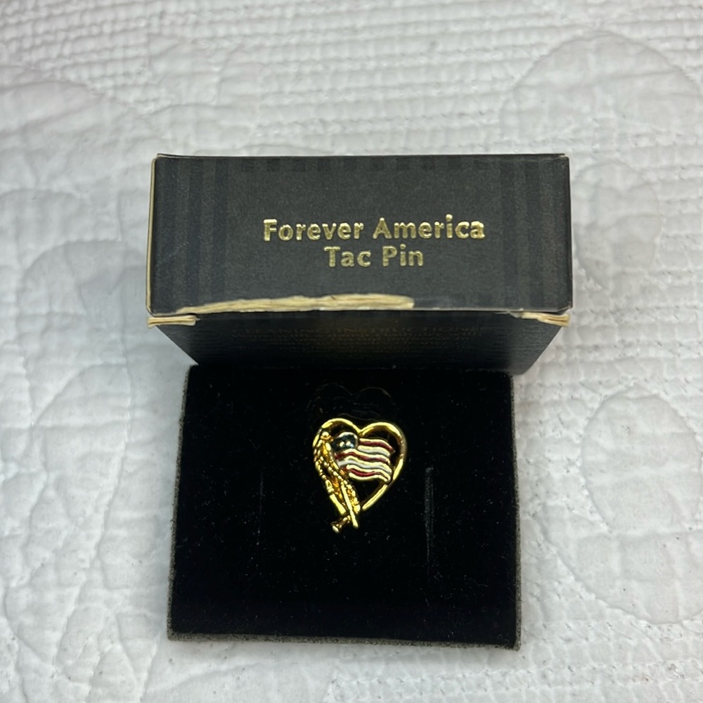 Vintage Avon Forever America Tac Pin